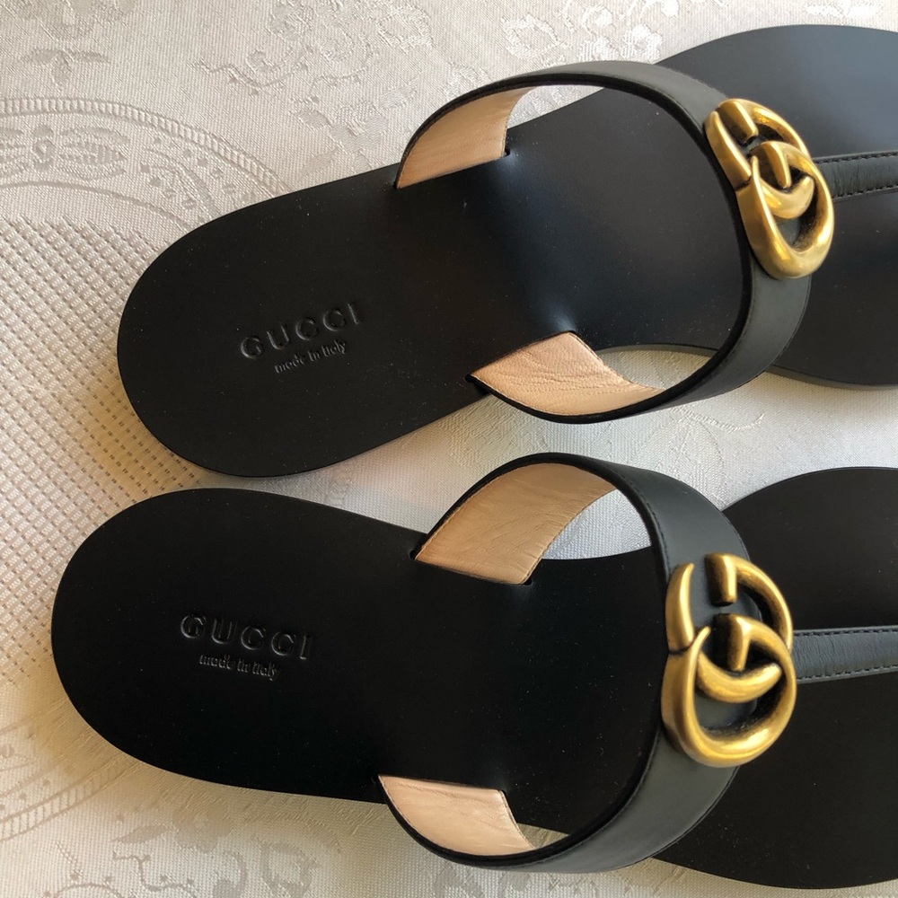 Gucci Lifford Black Leather Golden GG Thong Sandals Women’s Size 41 US- 10.5 - Picture 6 of 11